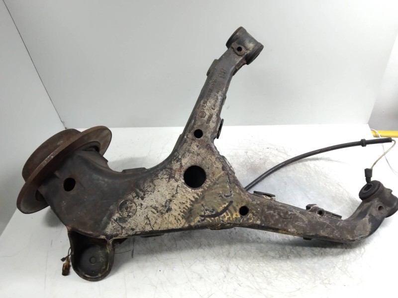 Recambio de mangueta trasera derecha para mercedes vito (w638) caja cerrada 110 cdi  (638.094) referencia OEM IAM 6383503505  