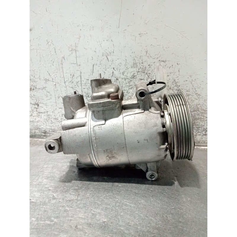 Recambio de compresor aire acondicionado para volkswagen golf v (1k1) 1.9 tdi referencia OEM IAM 6571808 P0598291 01140562