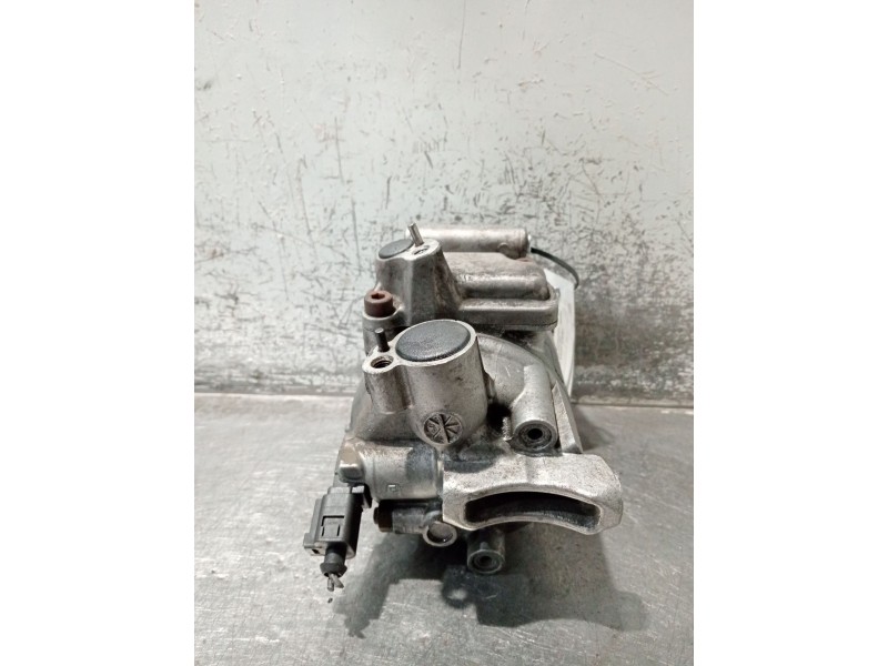 Recambio de compresor aire acondicionado para volkswagen golf v (1k1) 1.9 tdi referencia OEM IAM 6571808 P0598291 01140562