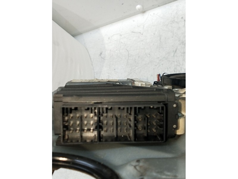 Recambio de elevalunas delantero izquierdo para seat cordoba (6l2) 1.9 sdi referencia OEM IAM 6L4837751CM 5P 