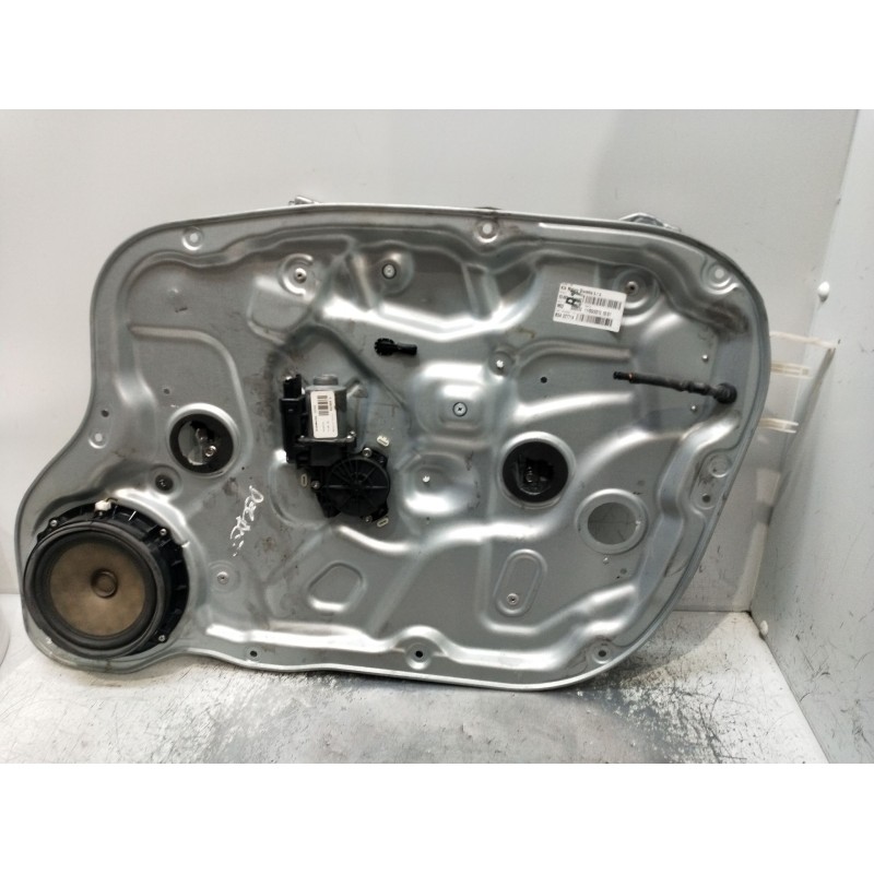 Recambio de elevalunas delantero derecho para kia cee´d hatchback (ed) 1.6 crdi 90 referencia OEM IAM 402054D 5P 