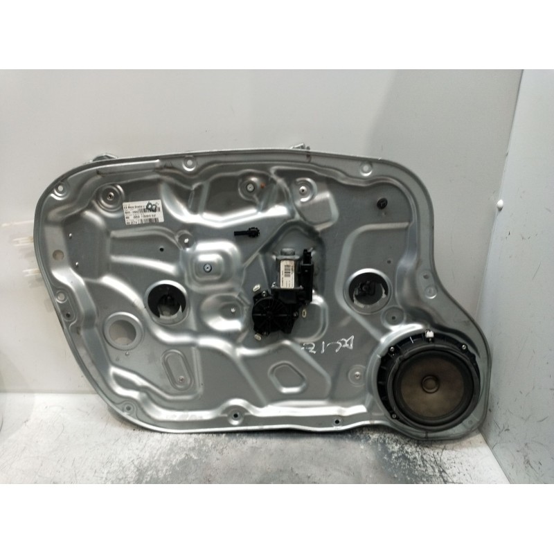 Recambio de elevalunas delantero izquierdo para kia cee´d hatchback (ed) 1.6 crdi 90 referencia OEM IAM 402055D  