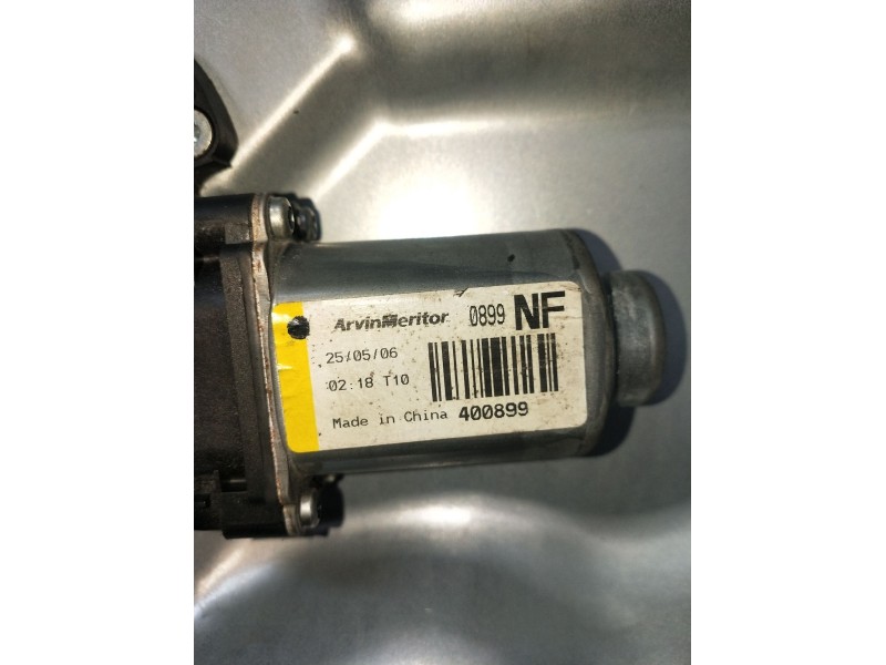 Recambio de elevalunas trasero izquierdo para hyundai sonata v (nf) 2.0 crdi referencia OEM IAM 400899 5P 
