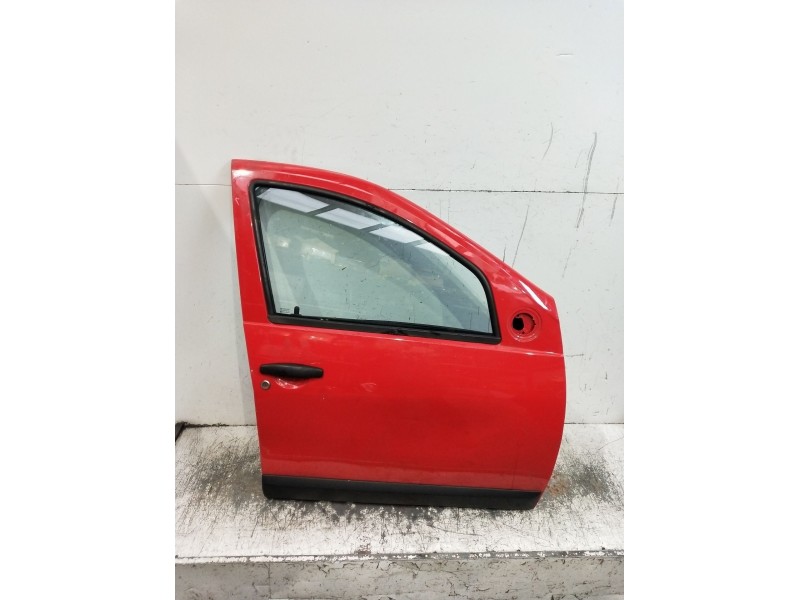 Recambio de puerta delantera derecha para dacia sandero 1.2 16v referencia OEM IAM  5P 