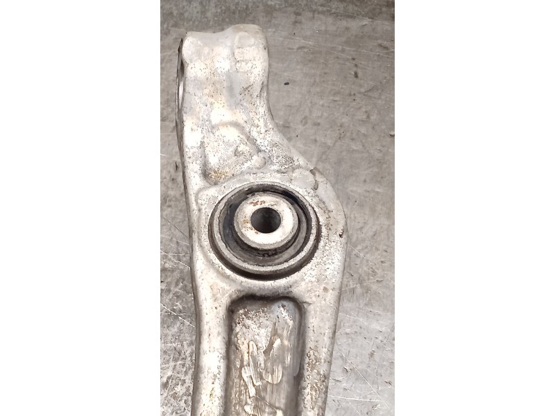 Recambio de brazo suspension inferior delantero izquierdo para audi a5 sportback (8t) 3.0 tdi (150kw) referencia OEM IAM 3094427