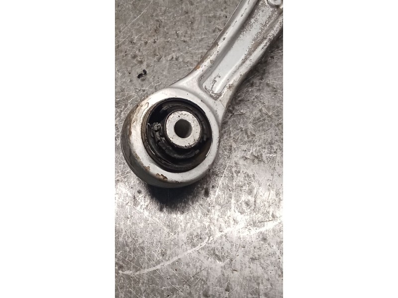 Recambio de brazo suspension inferior delantero derecho para audi a5 sportback (8t) 3.0 tdi (150kw) referencia OEM IAM 30944271 