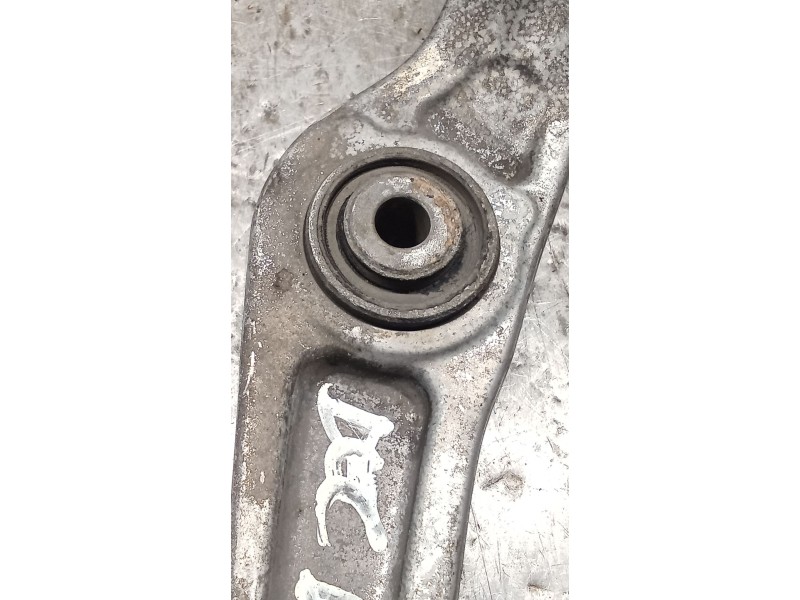 Recambio de brazo suspension inferior delantero derecho para audi a5 sportback (8t) 3.0 tdi (150kw) referencia OEM IAM 30944271 