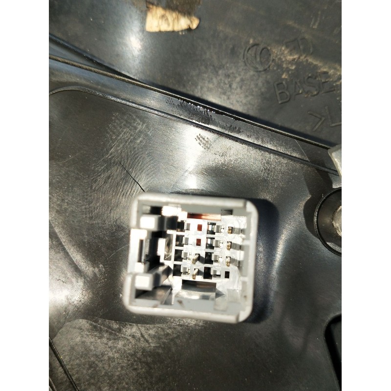 Recambio de retrovisor izquierdo para kia cee´d hatchback (ed) 1.6 crdi 90 referencia OEM IAM  ELÉCTRICO 