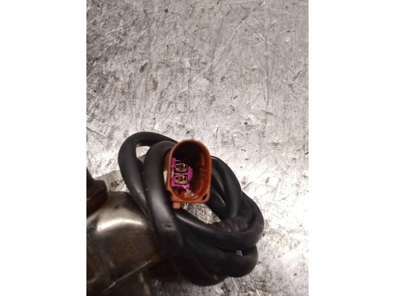 Recambio de inyector para audi q5 (fyb, fyg) 2.0 tdi quattro referencia OEM IAM 044402504801 04L131113S INYECTOR ADBLUE