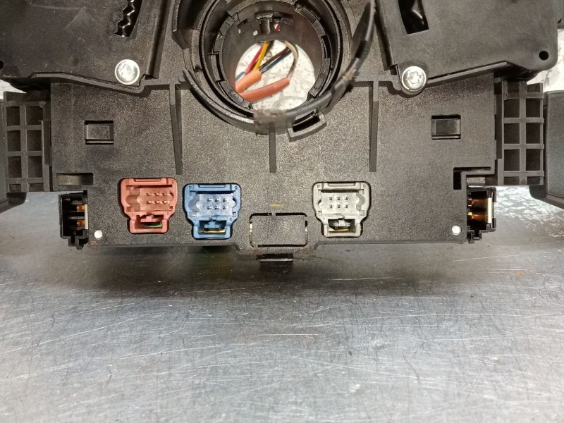 Recambio de mando luces para peugeot 407 (6d_) 1.6 hdi 110 (6d9hzc, 6d9hyc) referencia OEM IAM 96592431XT  