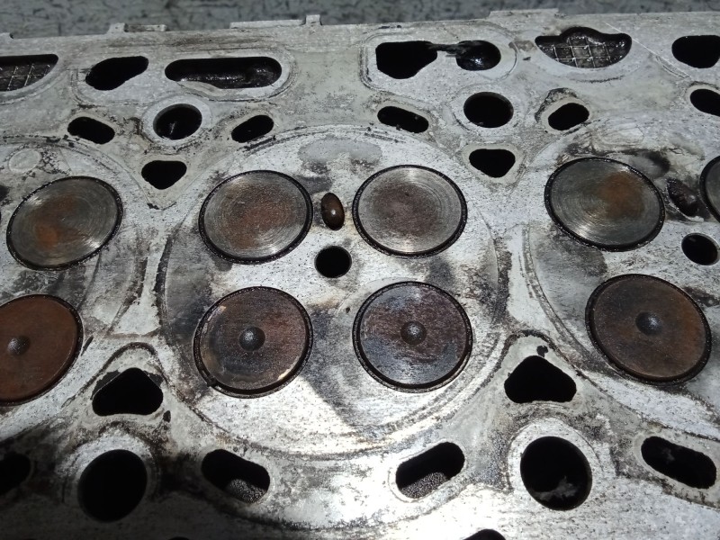 Recambio de culata para citroën c5 ii break (re_) 1.6 hdi (re9hzc, re9hyb) referencia OEM IAM 9655911480 9HZ 