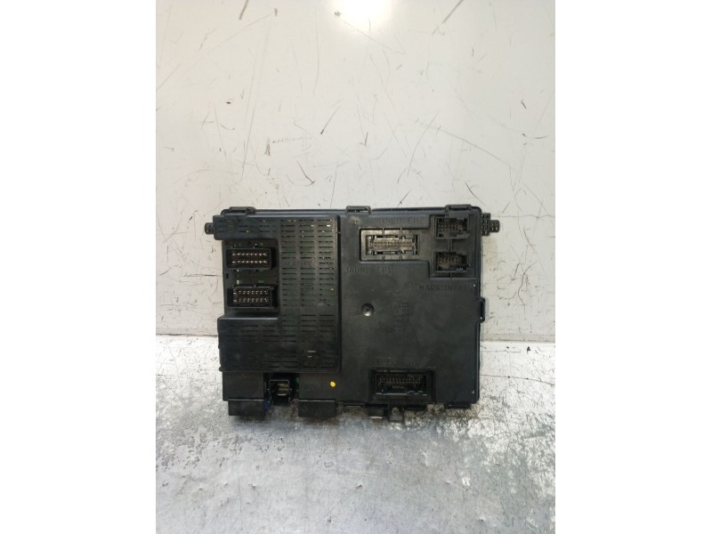 Recambio de caja reles / fusibles para citroën xsara (n1) 1.6 16v referencia OEM IAM 9650913880 16199401 