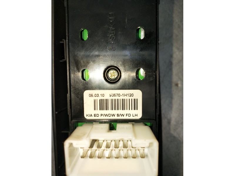 Recambio de mando elevalunas delantero izquierdo para kia cee´d hatchback (ed) 1.6 crdi 90 referencia OEM IAM 936701H120 5P 