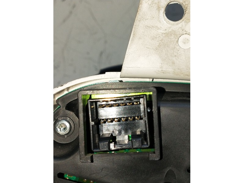 Recambio de cuadro instrumentos para kia cee´d hatchback (ed) 1.6 crdi 90 referencia OEM IAM 940241H15  