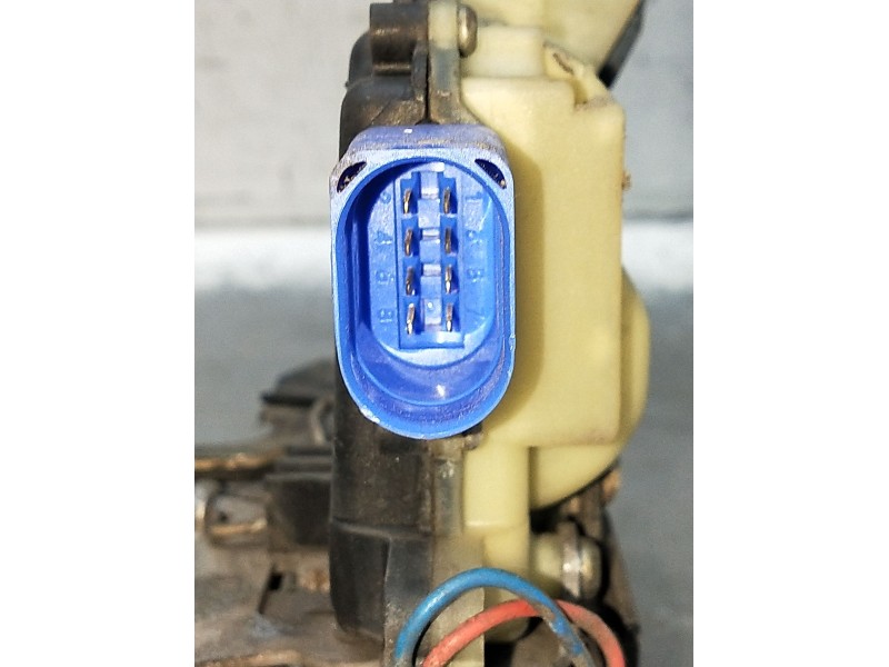 Recambio de motor cierre centralizado delantero derecho para seat cordoba (6l2) 1.9 sdi referencia OEM IAM  5P 
