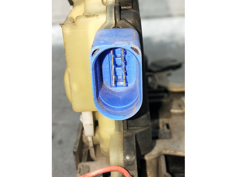 Recambio de motor cierre centralizado delantero izquierdo para seat cordoba (6l2) 1.9 sdi referencia OEM IAM  5P 