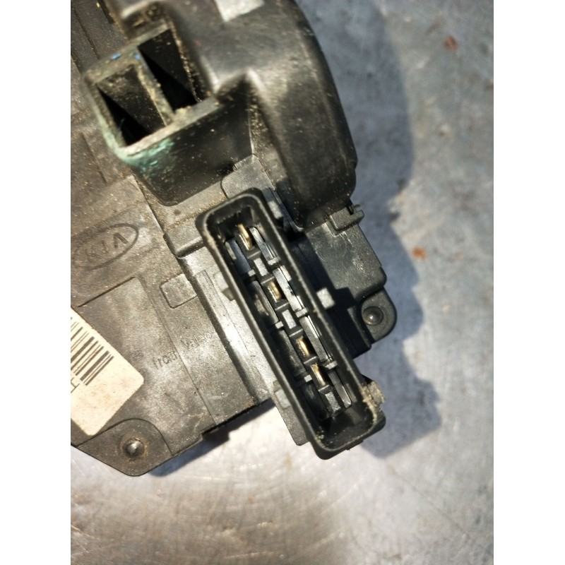 Recambio de motor cierre centralizado trasero derecho para hyundai sonata v (nf) 2.0 crdi referencia OEM IAM 814203k00BHH 4P 