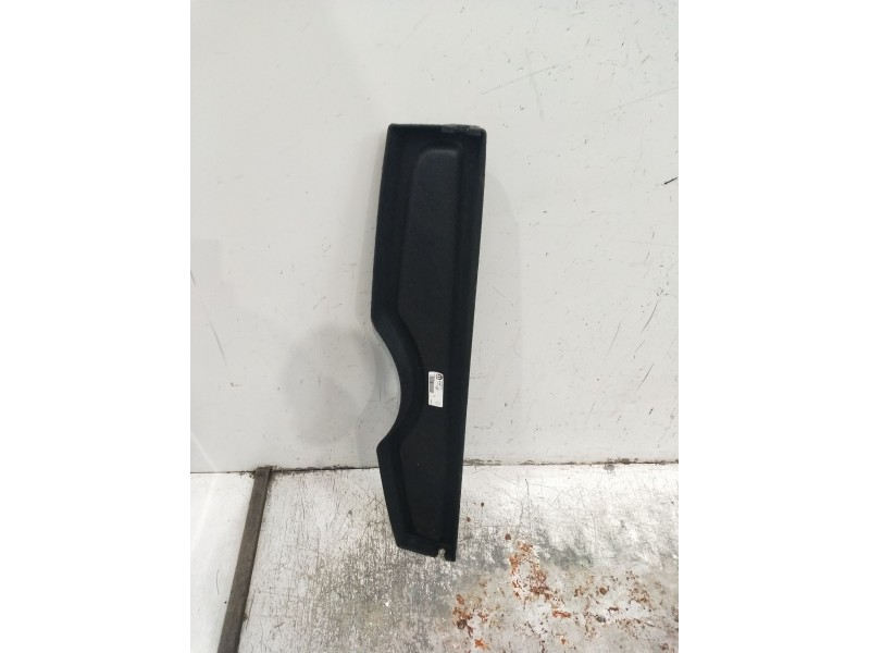 Recambio de bandeja trasera para fiat 500 312 1.0 hybrid referencia OEM IAM 7357143180  
