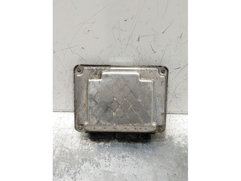 Recambio de centralita motor uce para seat cordoba (6l2) 1.9 sdi referencia OEM IAM 0281011320 038906012HP 