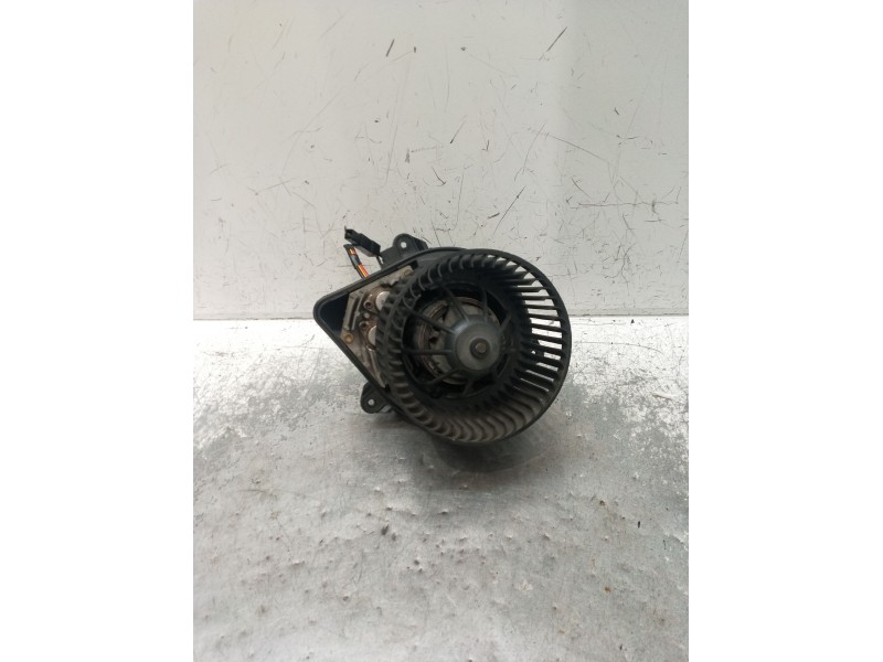 Recambio de motor calefaccion para citroën xsara (n1) 1.6 16v referencia OEM IAM F6582678  