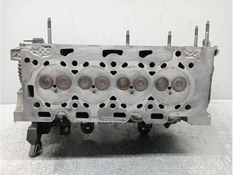 Recambio de culata para peugeot 206+ básico referencia OEM IAM 8HZ  
