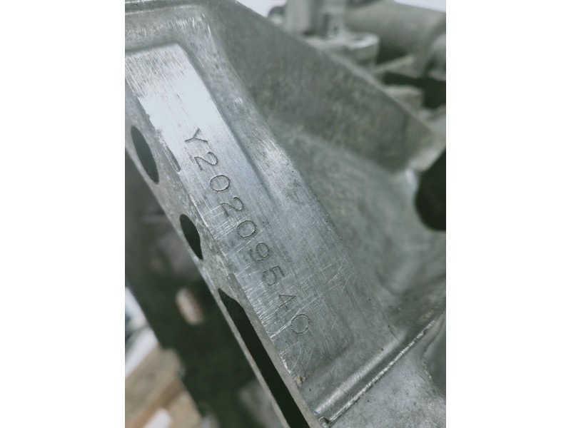 Recambio de caja cambios para toyota yaris (ncp1/nlp1/scp1) 1.4 d-4d linea luna referencia OEM IAM Y20209540  5v