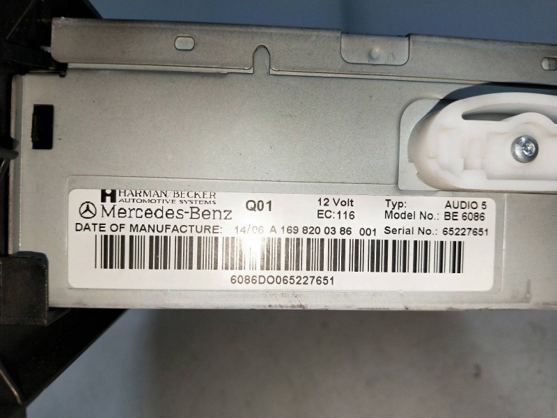 Recambio de sistema audio / radio cd para mercedes clase a (w169) 1.5 cat referencia OEM IAM A1698200386  