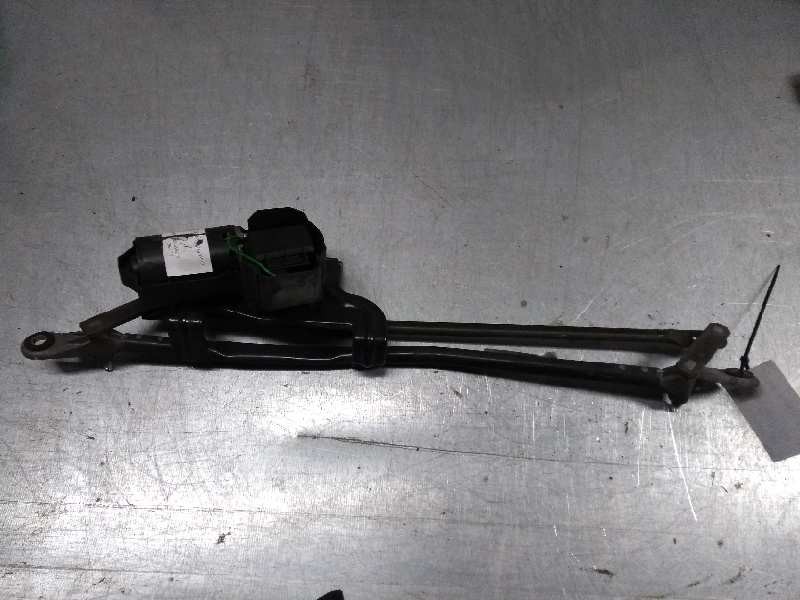 Recambio de motor limpia delantero para lancia dedra berl. 1.8 cat referencia OEM IAM 0390256076  