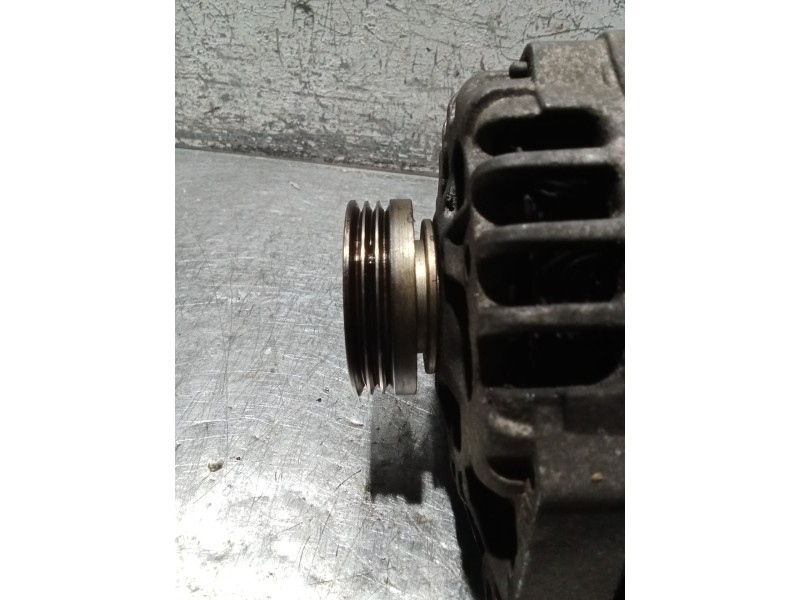 Recambio de alternador para renault clio ii (bb_, cb_) 1.2 (bb0a, bb0f, bb10, bb1k, bb28, bb2d, bb2h, cb0a,... referencia OEM IA