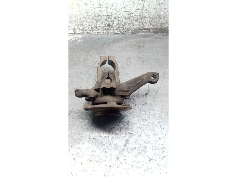 Recambio de mangueta delantera derecha para peugeot 205 ii (20a/c) 1.7 diesel referencia OEM IAM 518836  