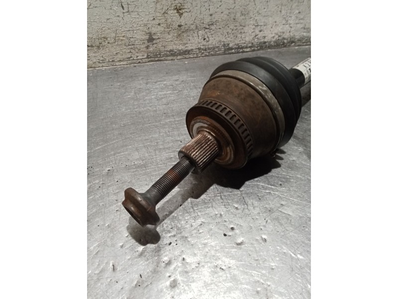 Recambio de transmision delantera derecha para audi a4 b7 (8ec) 3.0 tdi quattro referencia OEM IAM 8E0407272  