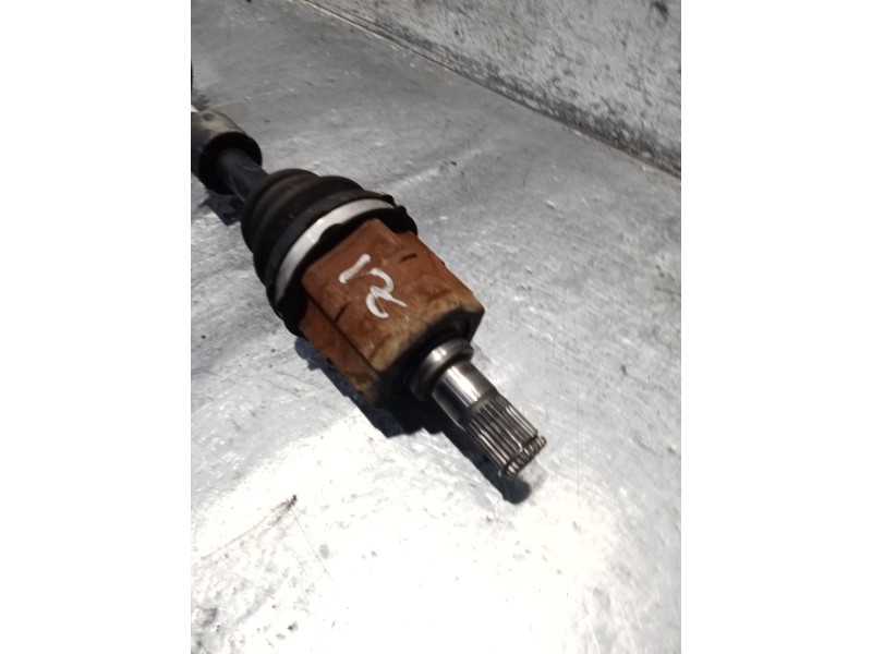 Recambio de transmision delantera izquierda para kia cee´d hatchback (ed) 1.6 crdi 90 referencia OEM IAM 495011H210  