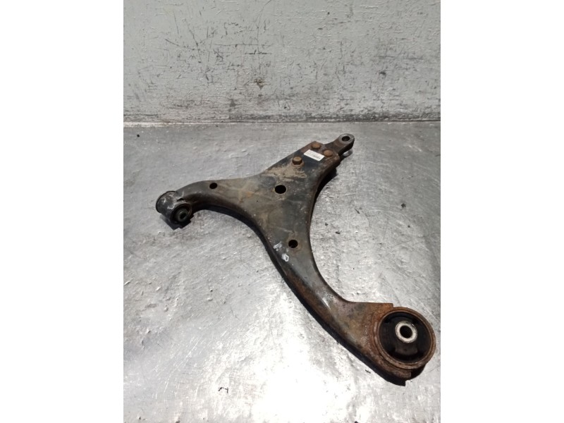 Recambio de brazo suspension inferior delantero izquierdo para kia cee´d hatchback (ed) 1.6 crdi 90 referencia OEM IAM 5450012H0
