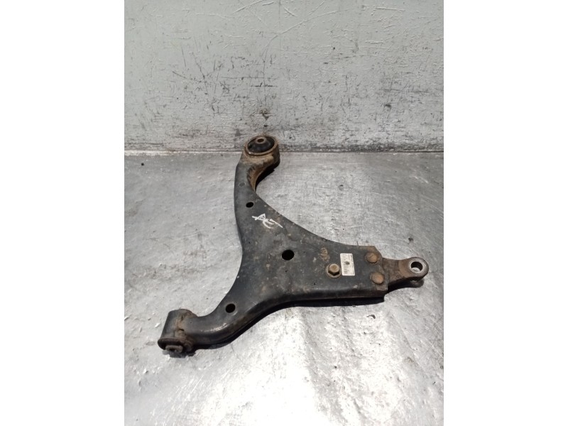 Recambio de brazo suspension inferior delantero derecho para kia cee´d hatchback (ed) 1.6 crdi 90 referencia OEM IAM 5450012H000