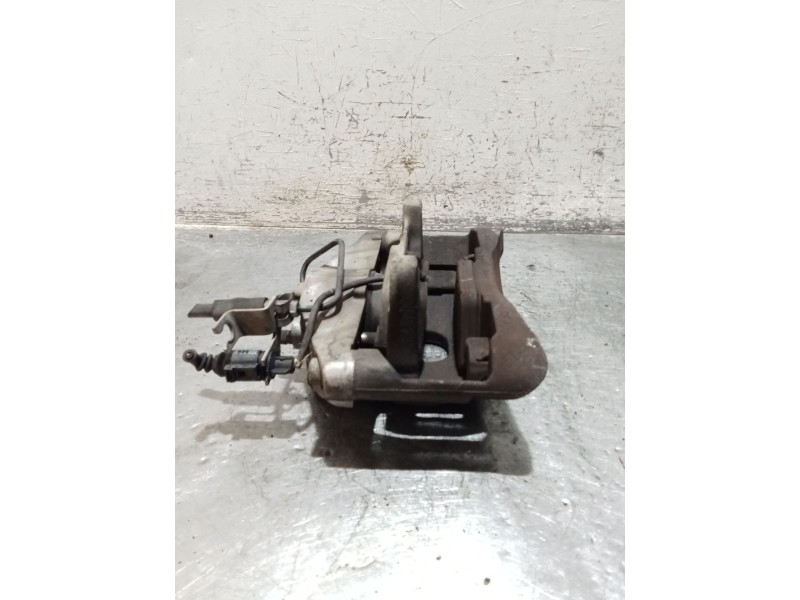 Recambio de pinza freno delantera derecha para audi a4 b7 (8ec) 3.0 tdi quattro referencia OEM IAM   