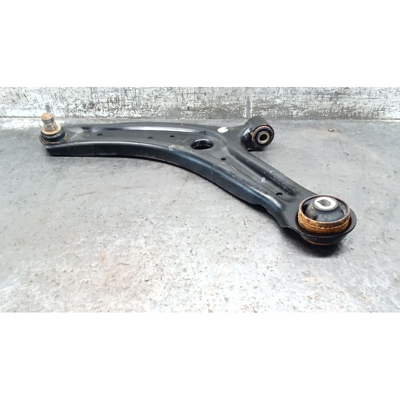 Recambio de brazo suspension inferior delantero izquierdo para ford puma (j2k, cf7) 1.0 ecoboost mhev referencia OEM IAM L1TC305