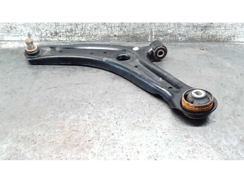 Recambio de brazo suspension inferior delantero izquierdo para ford puma (j2k, cf7) 1.0 ecoboost mhev referencia OEM IAM L1TC305
