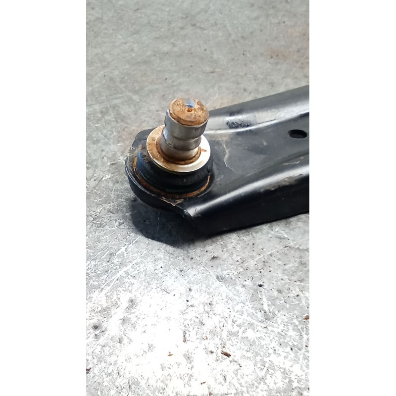 Recambio de brazo suspension inferior delantero izquierdo para ford puma (j2k, cf7) 1.0 ecoboost mhev referencia OEM IAM L1TC305