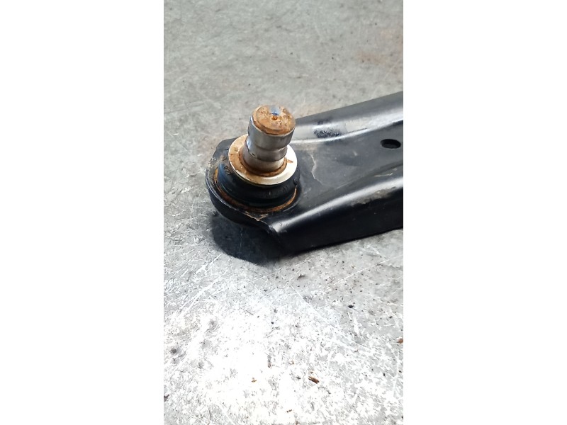 Recambio de brazo suspension inferior delantero izquierdo para ford puma (j2k, cf7) 1.0 ecoboost mhev referencia OEM IAM L1TC305