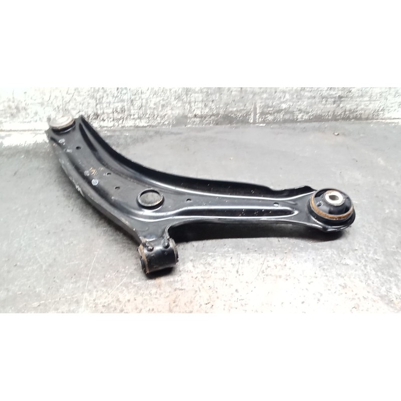 Recambio de brazo suspension inferior delantero izquierdo para ford puma (j2k, cf7) 1.0 ecoboost mhev referencia OEM IAM L1TC305