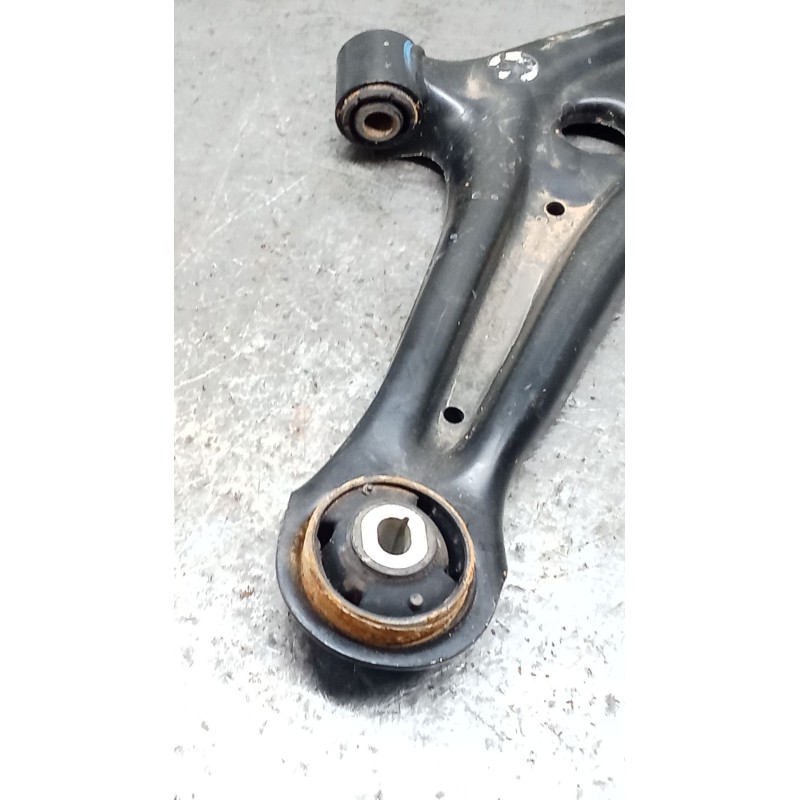 Recambio de brazo suspension inferior delantero derecho para ford puma (j2k, cf7) 1.0 ecoboost mhev referencia OEM IAM L1TC3042 