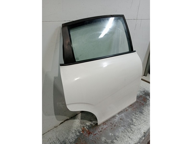 Recambio de puerta trasera derecha para seat leon (1p1) 1.9 tdi referencia OEM IAM  5P 