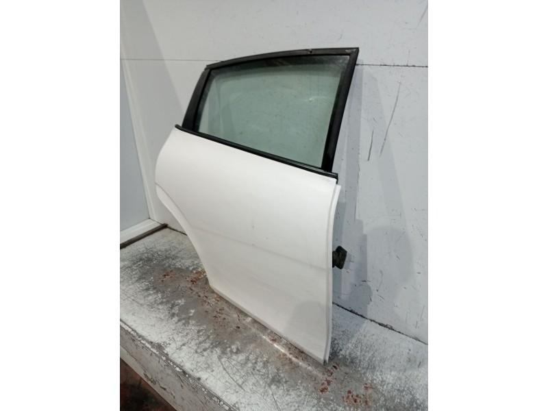 Recambio de puerta trasera derecha para seat leon (1p1) 1.9 tdi referencia OEM IAM  5P 
