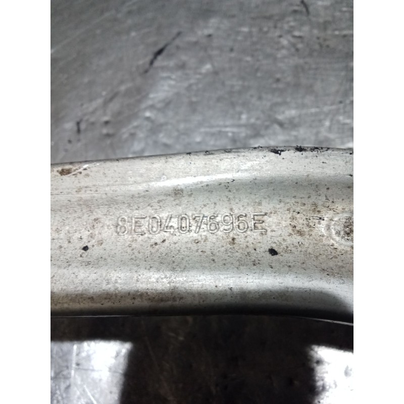Recambio de brazo suspension superior delantero derecho para audi a4 b7 (8ec) 3.0 tdi quattro referencia OEM IAM 8E0407696E  