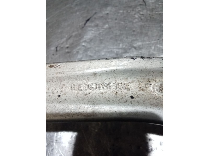 Recambio de brazo suspension superior delantero derecho para audi a4 b7 (8ec) 3.0 tdi quattro referencia OEM IAM 8E0407696E  