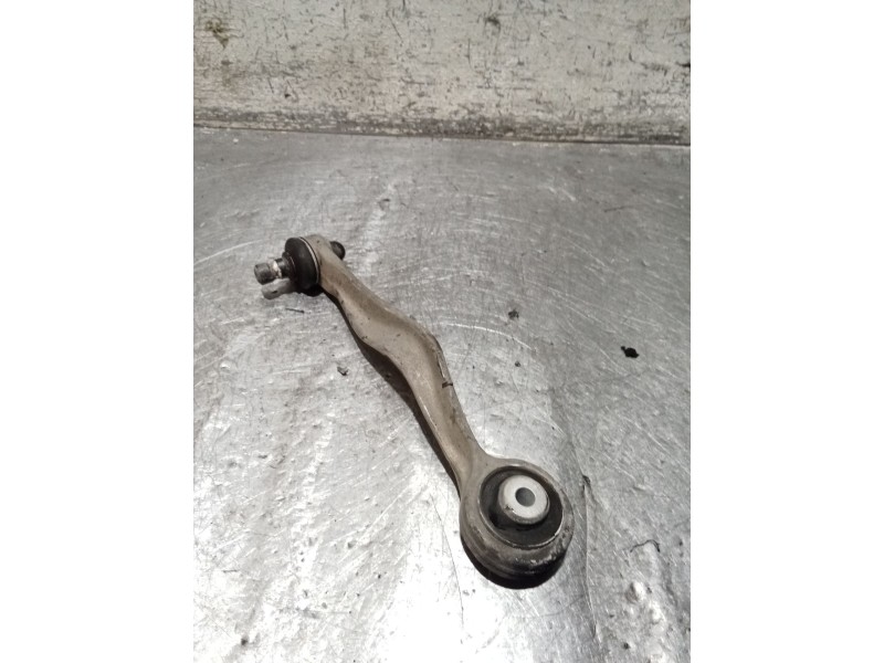 Recambio de brazo suspension superior delantero izquierdo para audi a4 b7 (8ec) 3.0 tdi quattro referencia OEM IAM   