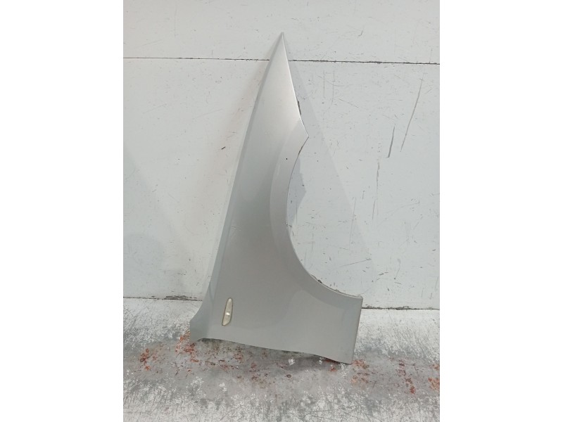 Recambio de aleta delantera derecha para bmw 1 (e87) 120 d referencia OEM IAM   