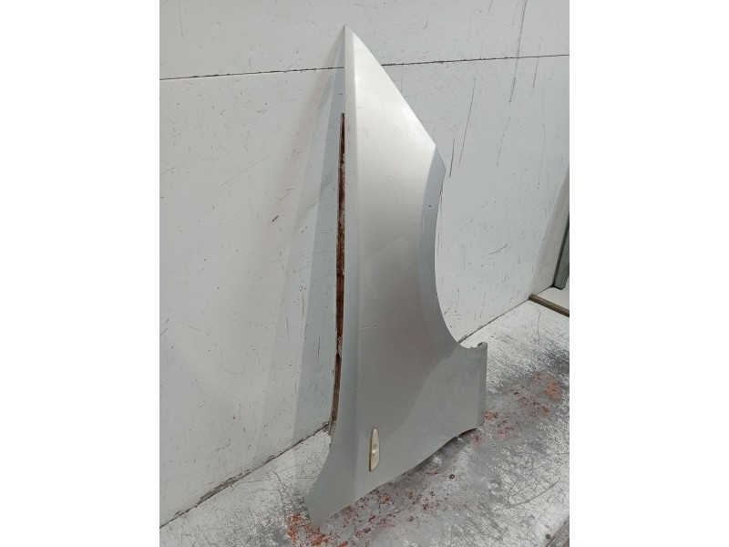 Recambio de aleta delantera derecha para bmw 1 (e87) 120 d referencia OEM IAM   