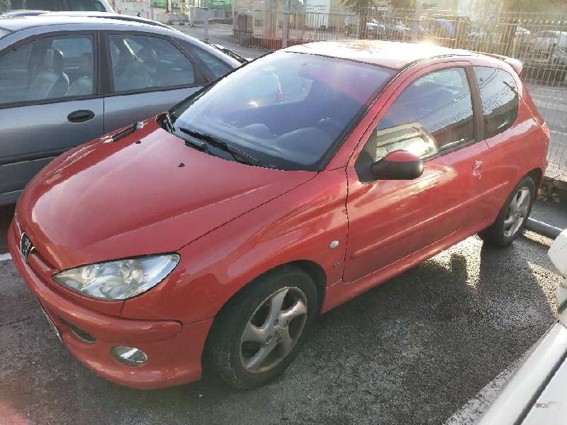 peugeot 206 berlina del año 2003