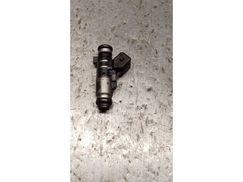 Recambio de inyector para citroën c2 (jm_) 1.1 referencia OEM IAM JUEGO CUATRO INYECTORES  